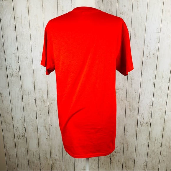 🔥SINGLE & READY TO JINGLE🔥REINDEER HOLIDAY TEE RED T-SHIRT MEDIUM NWT - Picture 3 of 3